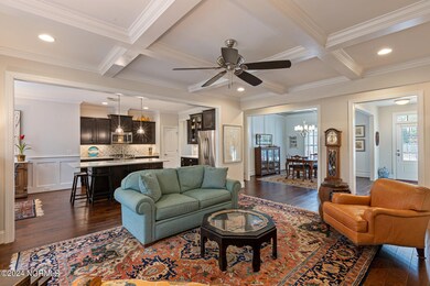 003_8834_new_forest_drive-3