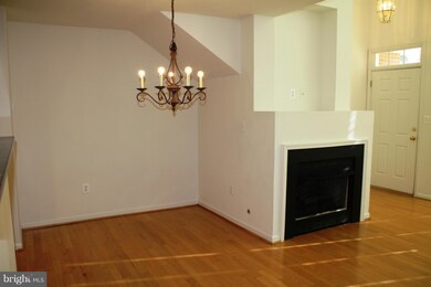 24768 Stone Station Terrace unit 201, Stone Ridge, VA 20105 - photo 5