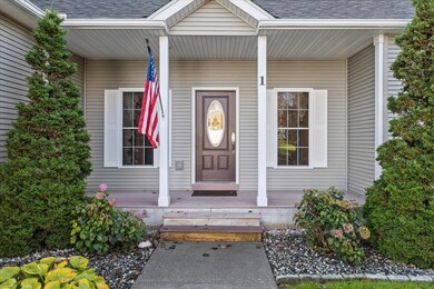 1 Heald Ln, Saint Albans, VT 05478 - photo 3