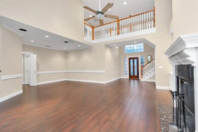 7918 Oakwood Hollow St, Houston, TX 77040 - photo 3