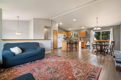 727 E Carrie Dr, Medical Lake, WA 99022 - photo 6