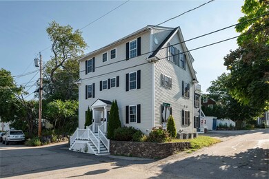 5 Pleasant St unit D, Kittery, ME 03904 - photo 2