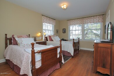 1745 Woodmere Dr, Jacksonville, FL 32210 - photo 2