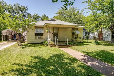 406 Poindexter Ave, Cleburne, TX 76033 - photo 3