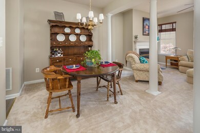 8723 Phipps Farm Way, Manassas, VA 20109 - photo 6