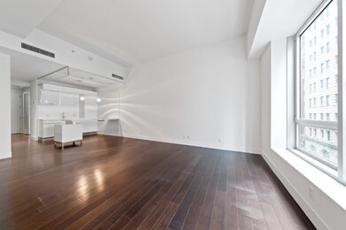 District unit 521, New York, NY 10038 - photo 2