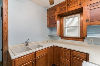 800 8th Ave SW, Cedar Rapids, IA 52404 - photo 7