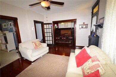 ANOTHER VIEW OF THE LIVING ROOM.