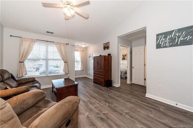 2015 Shady Pond Dr unit 179, Clover, SC 29710 - photo 6