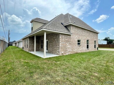 115 Horis Dr, Houma, LA 70364 - photo 6