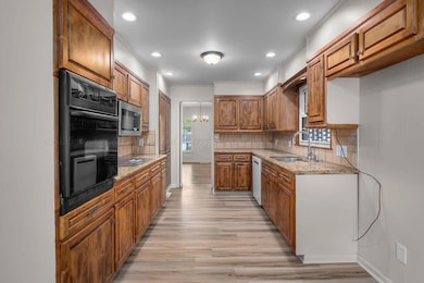 515 Glenview Dr, Jasper, AL 35501 - photo 3