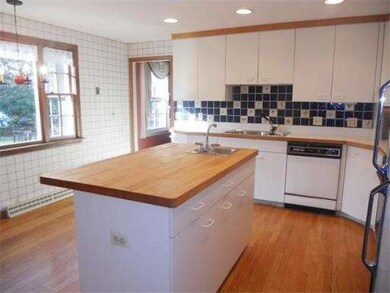 68 Duxbury Ln, Longmeadow, MA 01106 - photo 4