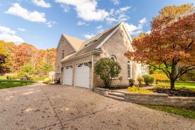 50 Wamsutta Way, Wrentham, MA 02093 - photo 3