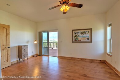 Master Bedroom (2)