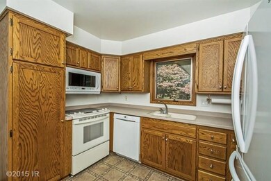 1857 NW 81st St, Clive, IA 50325 - photo 5