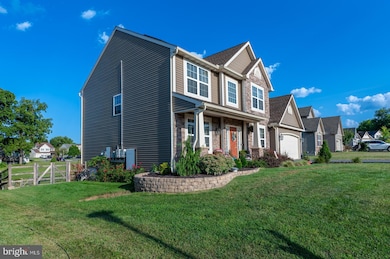 638 Ebersole Rd, Reading, PA 19605 - photo 3