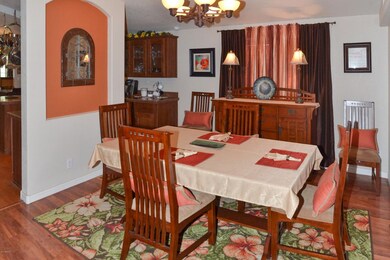 05 Dining Room