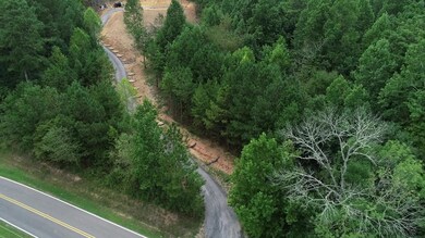 2811 NW Crow Valley Rd, Tunnel Hill, GA 30755 - photo 2