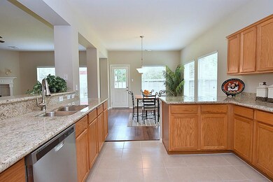 5001 Jolie Dr, Pearland, TX 77584 - photo 3