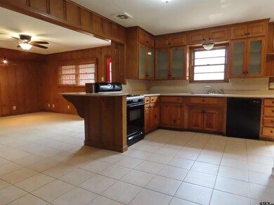 1220 Powers Dr, Tyler, TX 75701 - photo 6