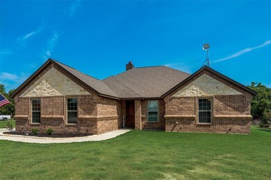 1509 Inlet Dr, Azle, TX 76020 - photo 3