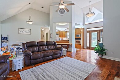 07-355 Louise Ln
