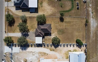 1814 Laurel Ct, Donna, TX 78537 - photo 4