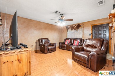 606 Christine St, Troy, TX 76579 - photo 6