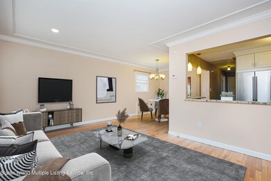 219 Kemball Ave, Staten Island, NY 10314 - photo 4