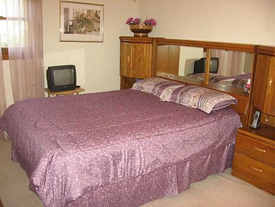 1410 Cranwood Dr, Columbus, OH 43229 - photo 7