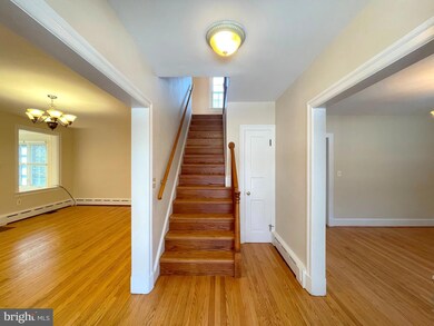 4085 Hallowing Point Rd, Prince Frederick, MD 20678 - photo 2