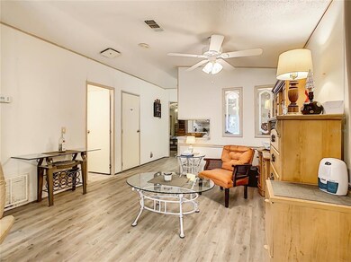 50989 Highway 27 unit 19, Davenport, FL 33897 - photo 5