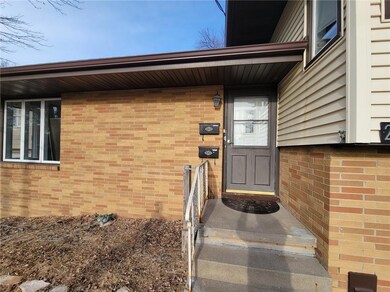 2921 Euclid Ave, Des Moines, IA 50310 - photo 4