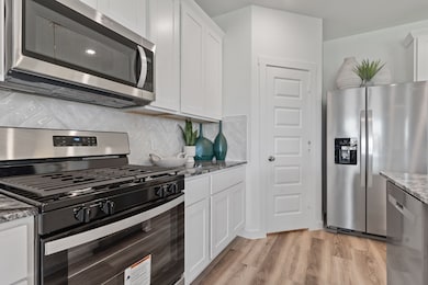 13906 Bay Crest Ct, La Marque, TX 77568 - photo 6