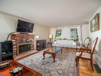 26 Hyacinth Dr, Nashua, NH 03062 - photo 6