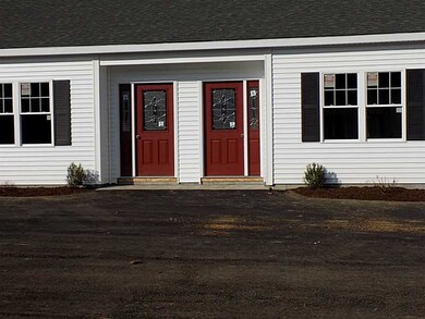 1604 Graycoach Ln unit 1604, Cranston, RI 02920 - photo 2