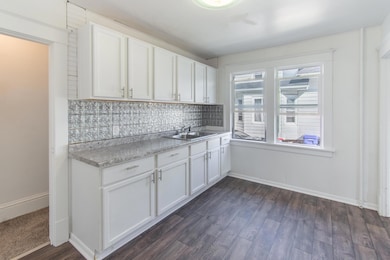 3916 10th Ave, Kenosha, WI 53140 - photo 4