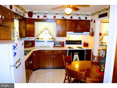 427 W Wyomissing Blvd, Reading, PA 19609 - photo 6