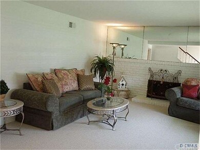 Light and bright living room.
