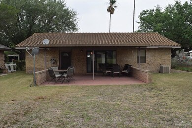 844 Santa Anna Dr, Alamo, TX 78516 - photo 4