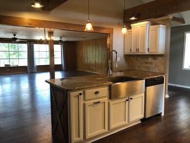 Kitchen Island with farmhouse sink