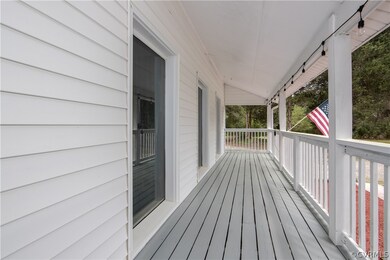 208 Rustic Dr, Carson, VA 23830 - photo 3