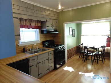 4310 Commonwealth Ave, Toledo, OH 43612 - photo 2