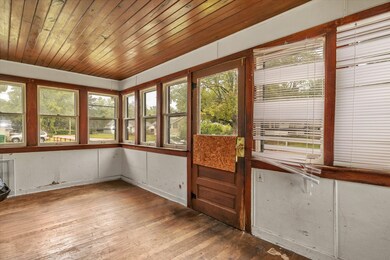06-1222 N 9th Street-Windowstill Real Es