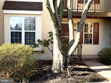 103 Valley Stream Cir unit 103, Chesterbrook, PA 19087 - photo 2