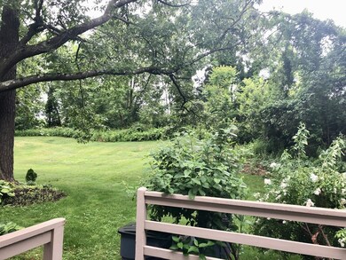 895 Wellman Ave, North Chelmsford, MA 01863 - photo 2