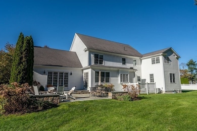 10 Spruce Ln, Sudbury, MA 01776 - photo 2