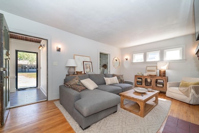 1118 Longfellow Ave, Royal Oak, MI 48067 - photo 5