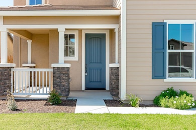 1310 Veteran St, Manteca, CA 95337 - photo 4