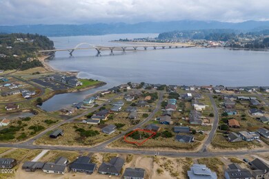 2009 NW Beachview Dr, Waldport